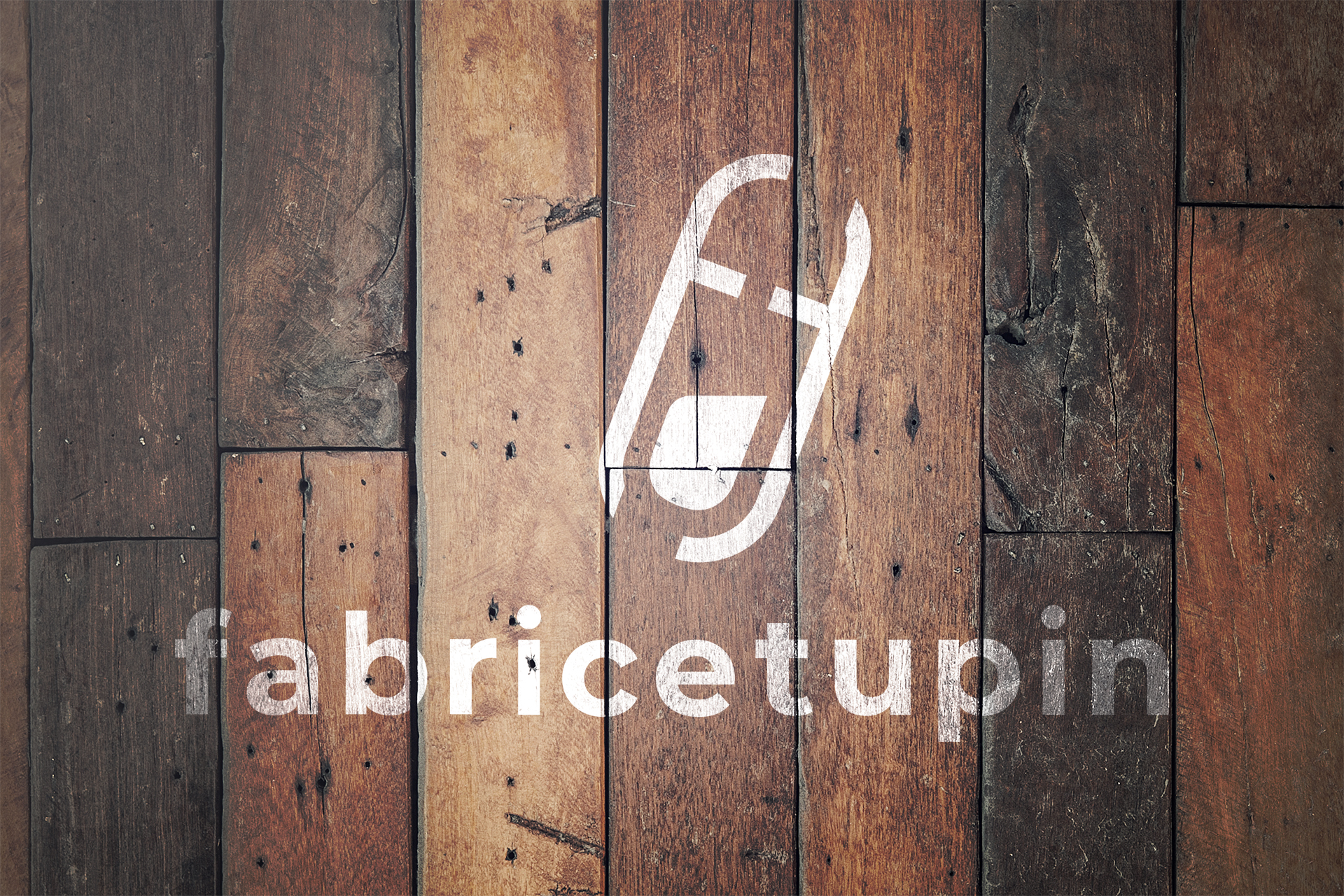 Logo Fabrice Tupin sur bois